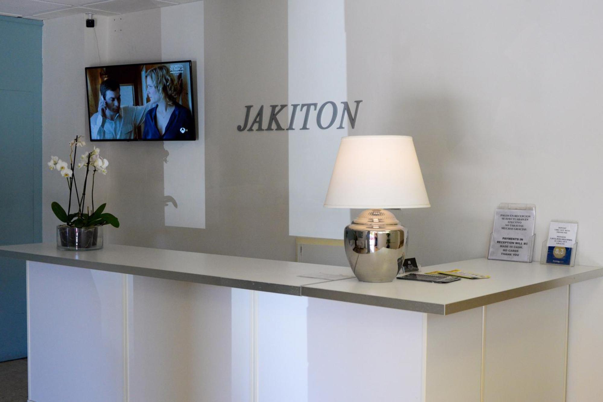 Hostal Jakiton Palma Nova  Bagian luar foto